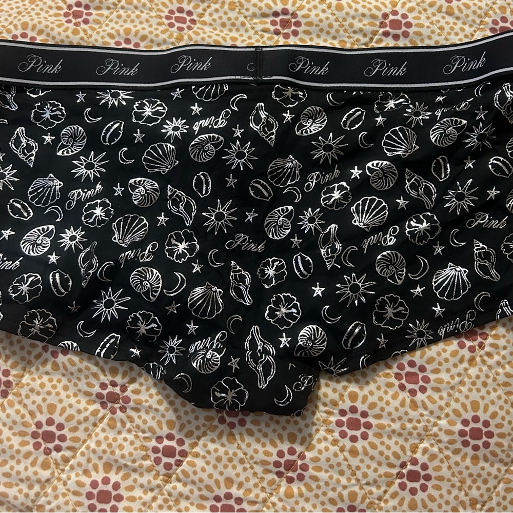 VS Pink boyshort nwt